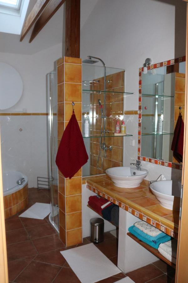 Helle, Offene Dachgeschosswohnung Mit Terrasse Oberloisdorf Екстериор снимка