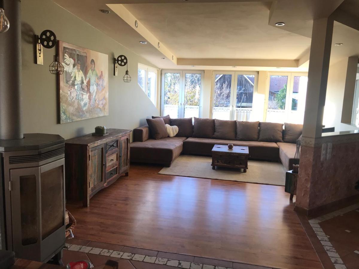 Helle, Offene Dachgeschosswohnung Mit Terrasse Oberloisdorf Екстериор снимка