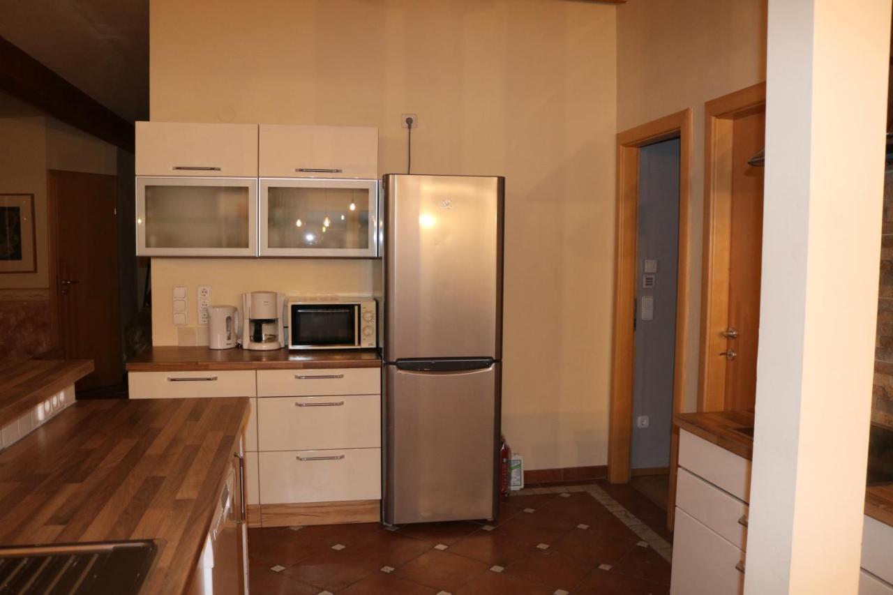 Helle, Offene Dachgeschosswohnung Mit Terrasse Oberloisdorf Екстериор снимка