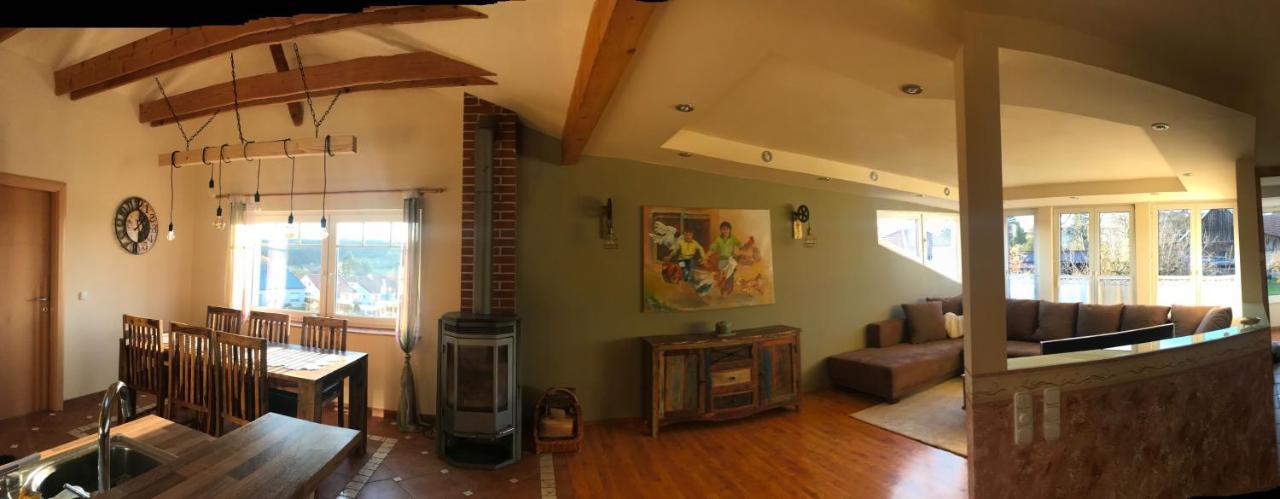 Helle, Offene Dachgeschosswohnung Mit Terrasse Oberloisdorf Екстериор снимка