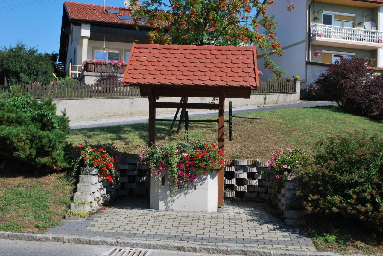 Helle, Offene Dachgeschosswohnung Mit Terrasse Oberloisdorf Екстериор снимка
